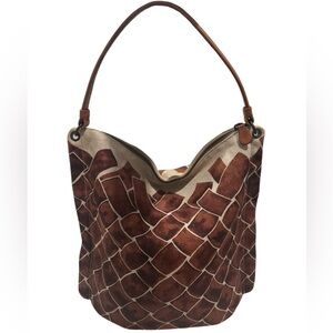 🚨SOLD 🚨 Bottega Canvas and Leather Shoulder Bag